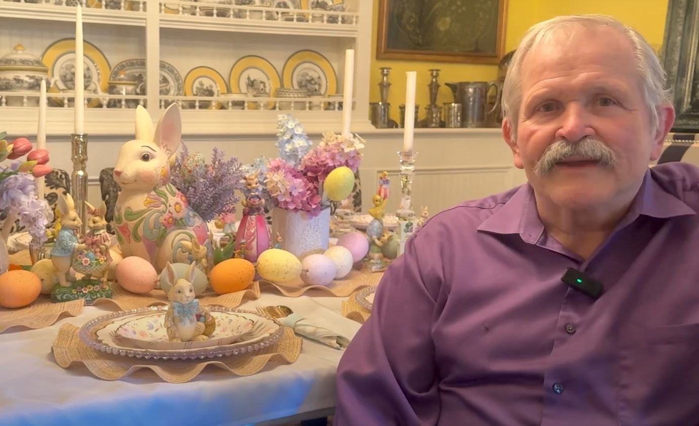 Jim Shore's 2025 Happy Easter Greeting