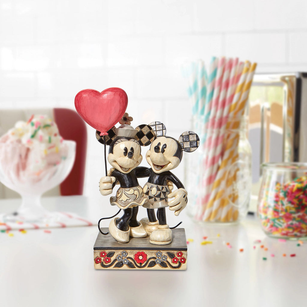 Jim Shore Disney Traditions Love is in the Air Mickey & Minnie Mouse  Valentine Sweethearts (6010106)