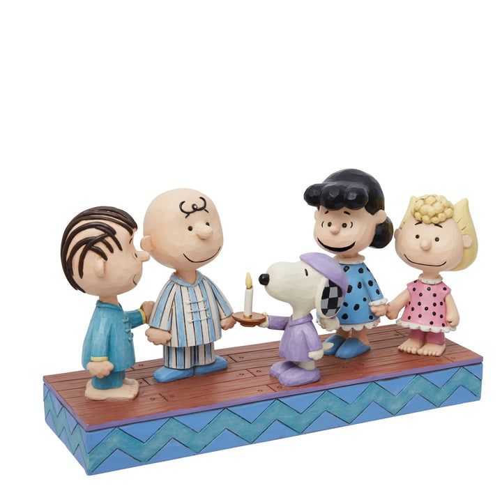 Peanuts gang in Christmas PJ's