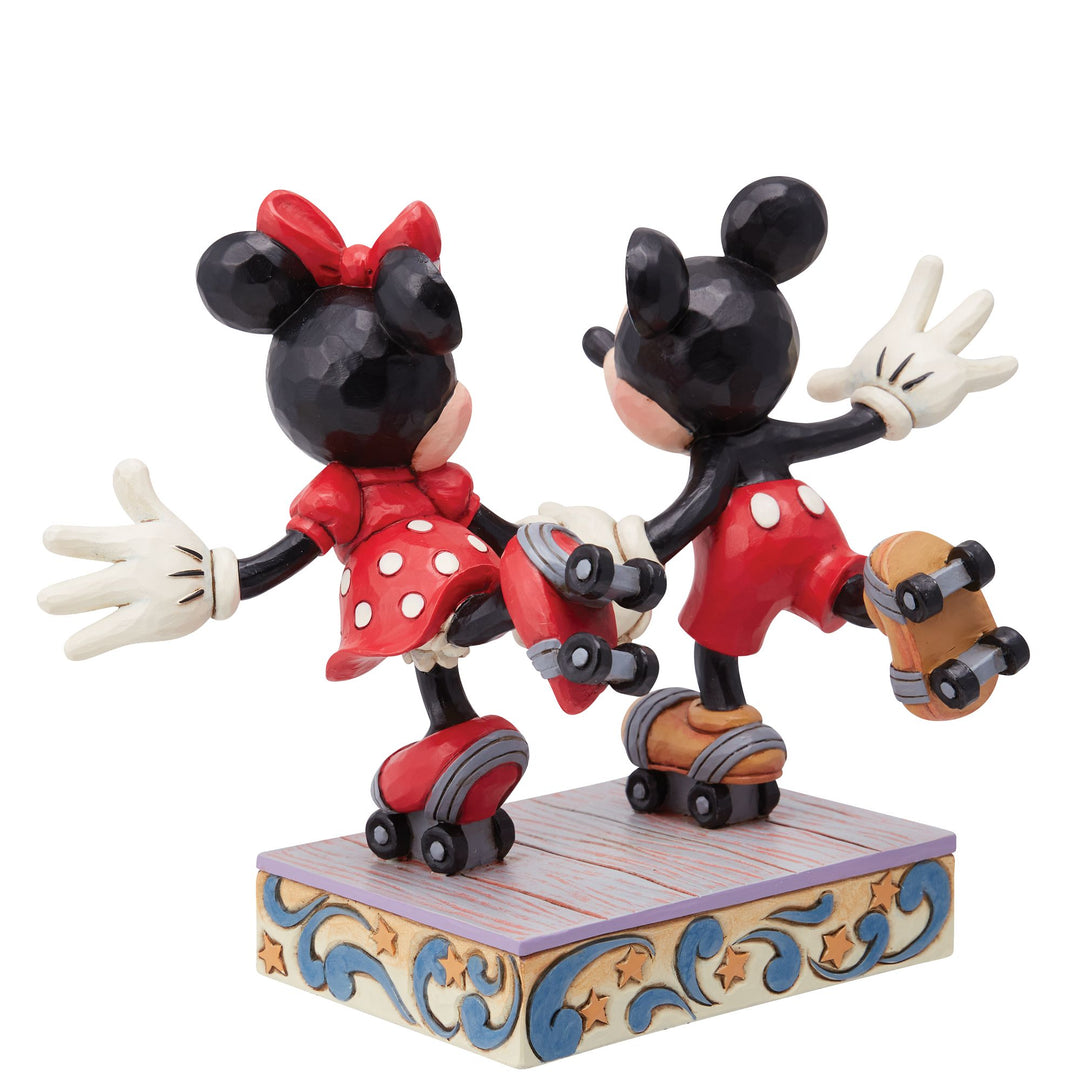 Mickey & Minnie Roller Skating