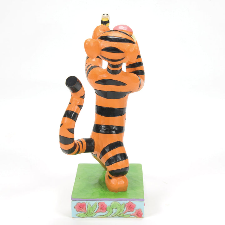 Tigger Fighting Bee